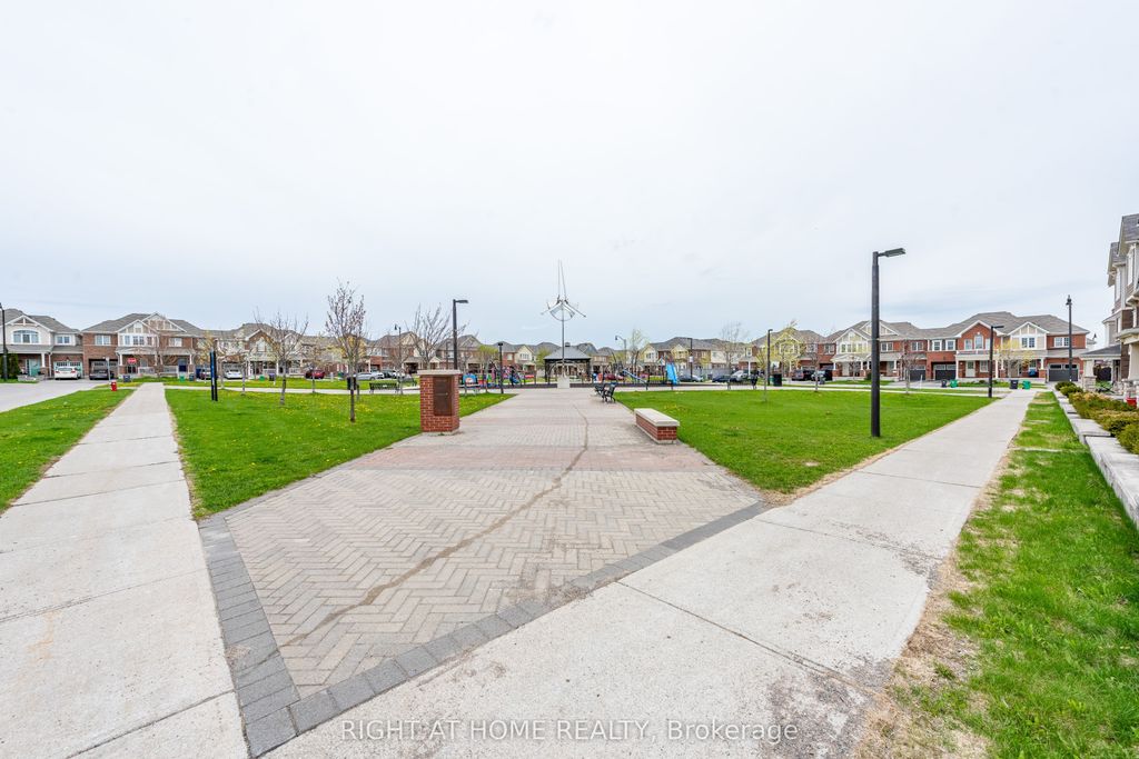 Photo of 4 Hafia Street #., Brampton, ON L7A 0A8 (MLS # W13091984)