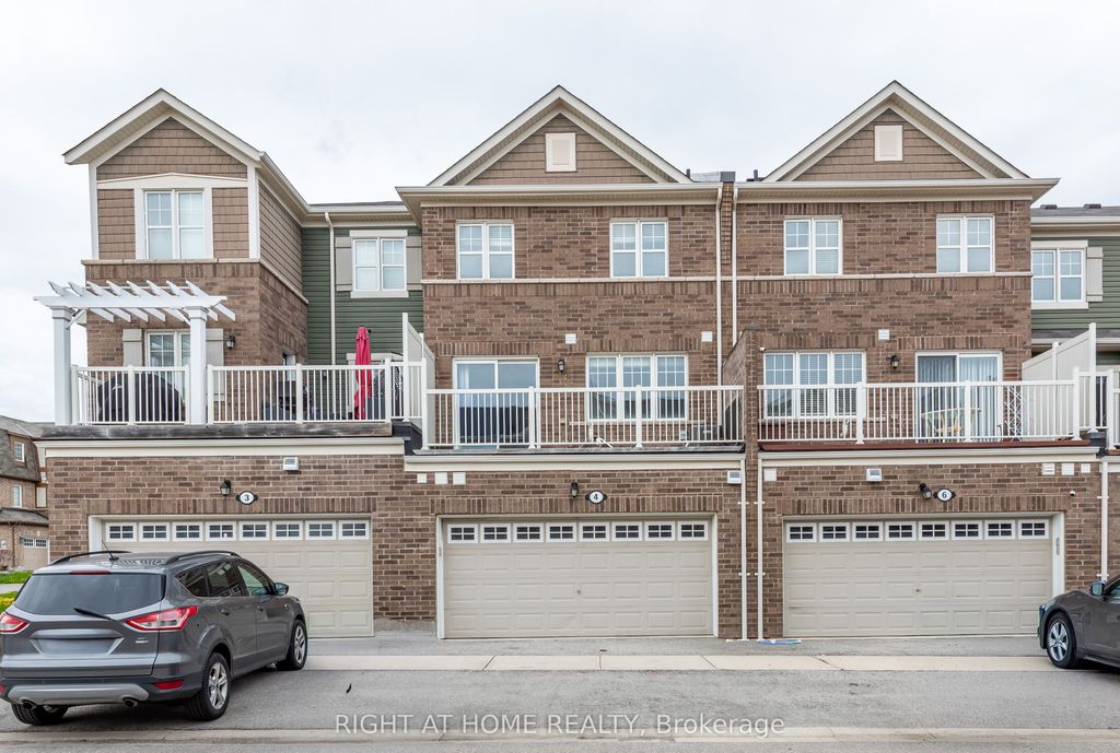 Photo of 4 Hafia Street #., Brampton, ON L7A 0A8 (MLS # W13091984)