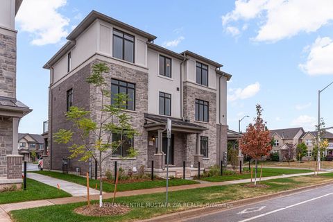 2717 WestOak Trails Boulevard Oakville ON L6M 4T7