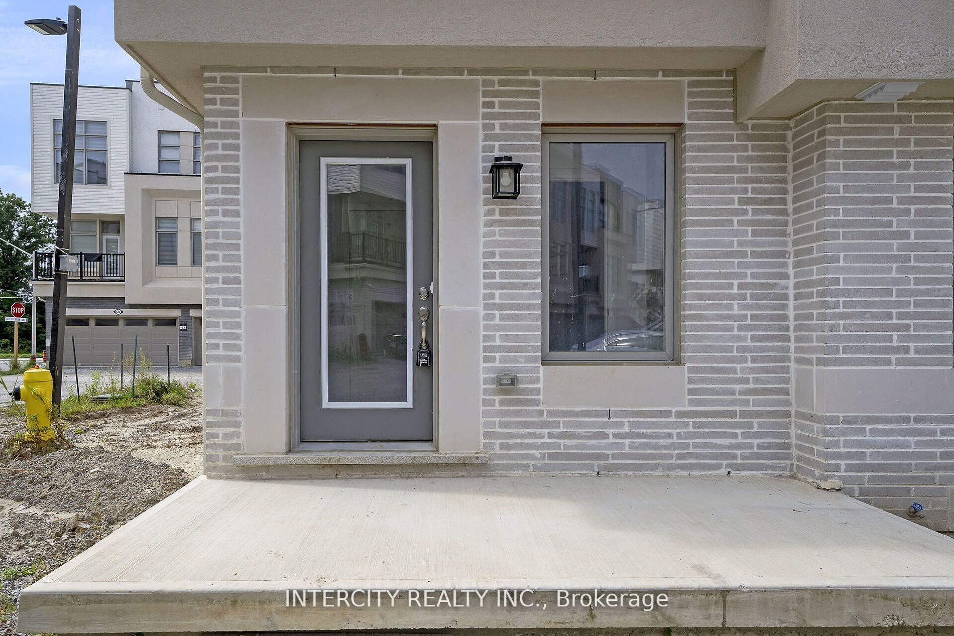7 Albert Firman Lane S