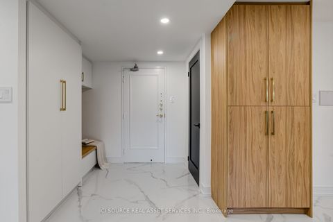 2175 Marine Drive 306 Oakville ON L6L 5L5