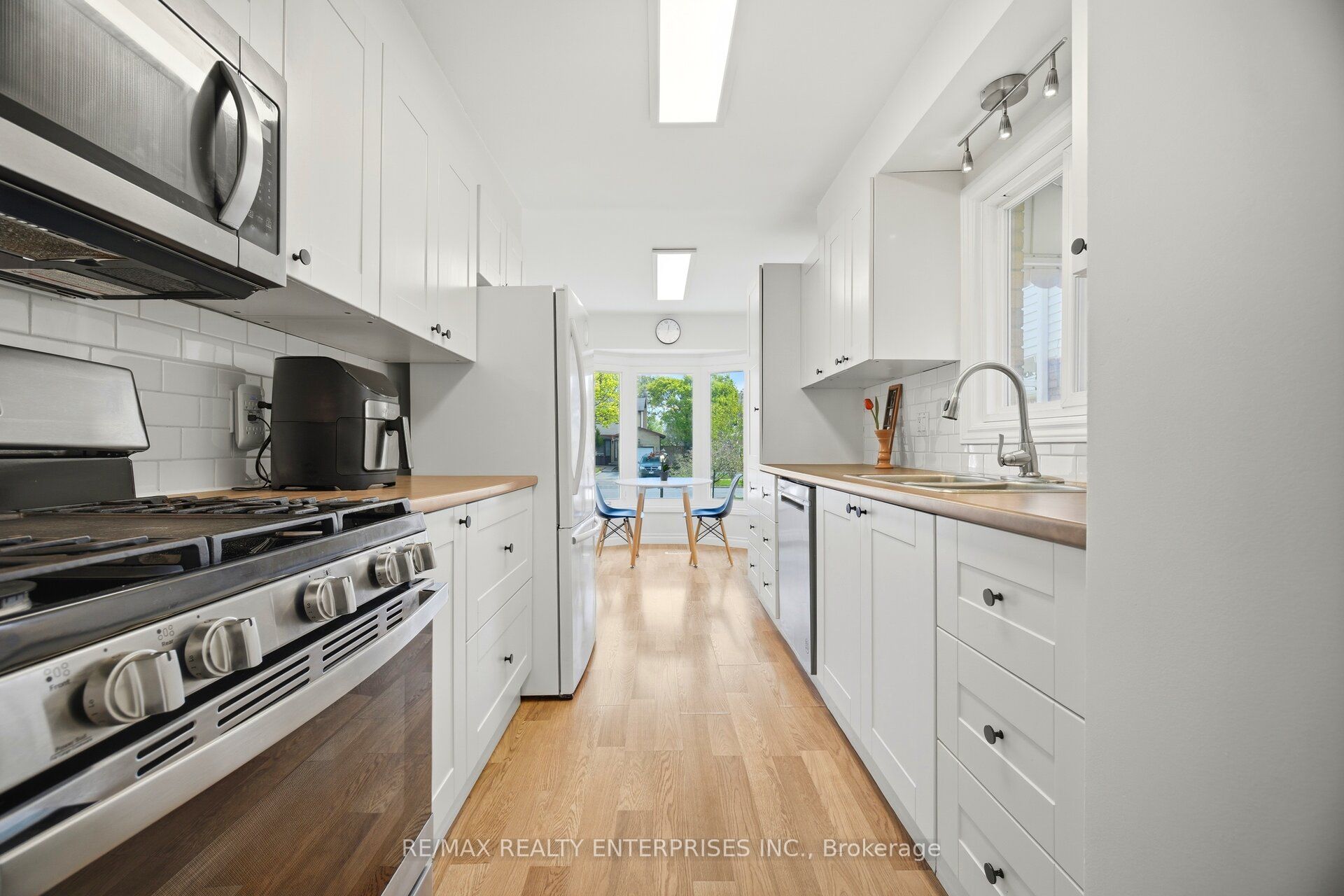 3019 Sandlewood Court
