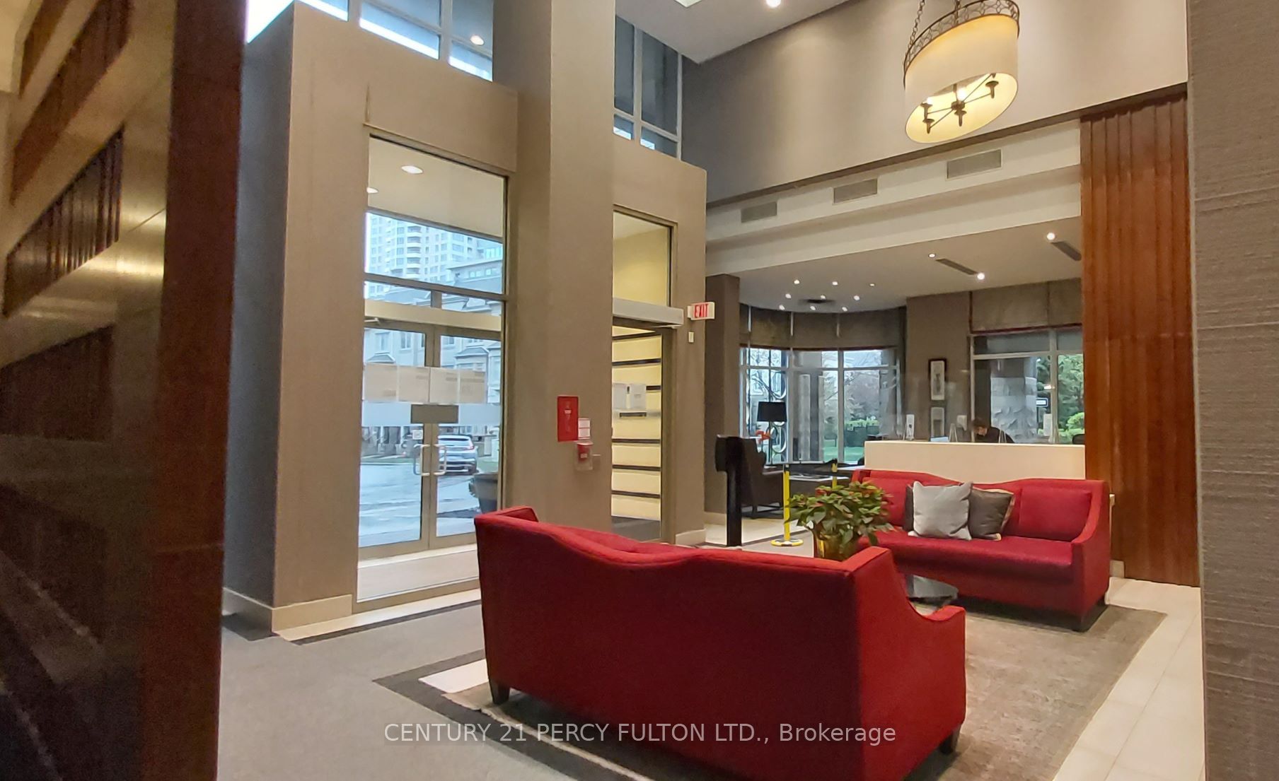 18 Kenaston Gardens 317