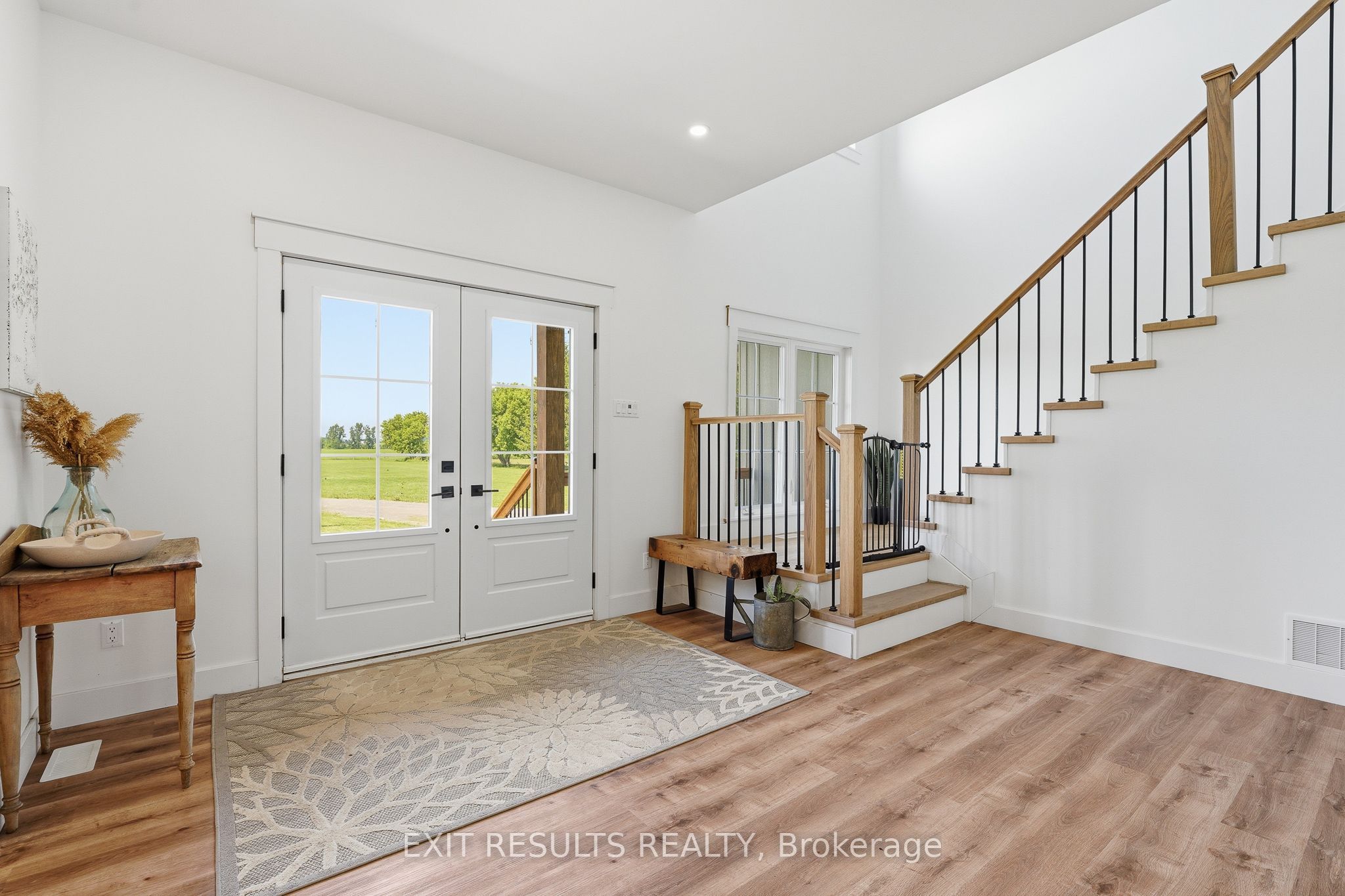 2083 Groves Road - Photo 4