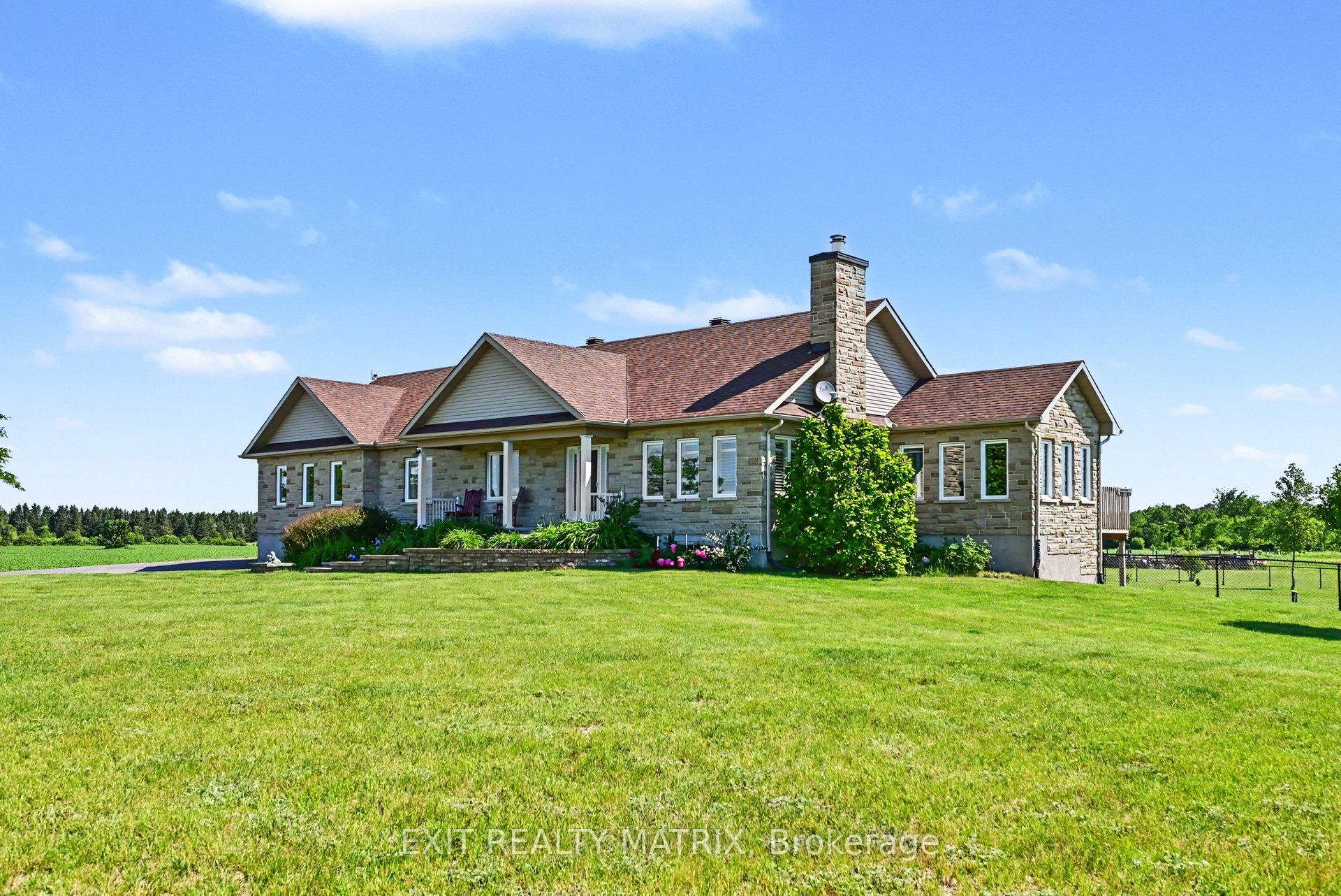 3139 Birchgrove Road - Photo 3