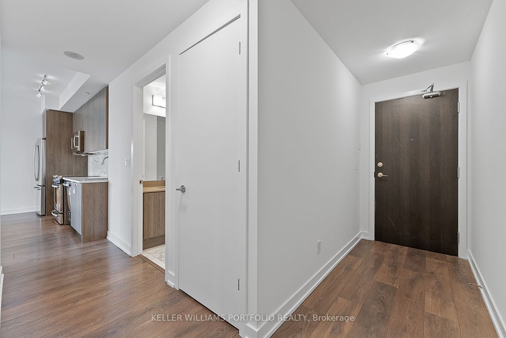 Photo of 50 Bruyeres Mews #1009, Toronto, ON M5V 0H8 (MLS # C13759530)