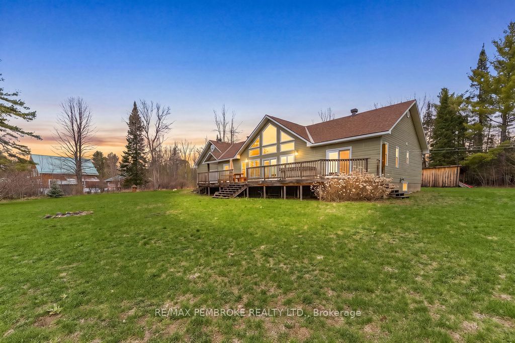 Photo of 249B Crooked Rapids Road, North Algona Wilberforce, ON K0J 1T0 (MLS # X13075308)