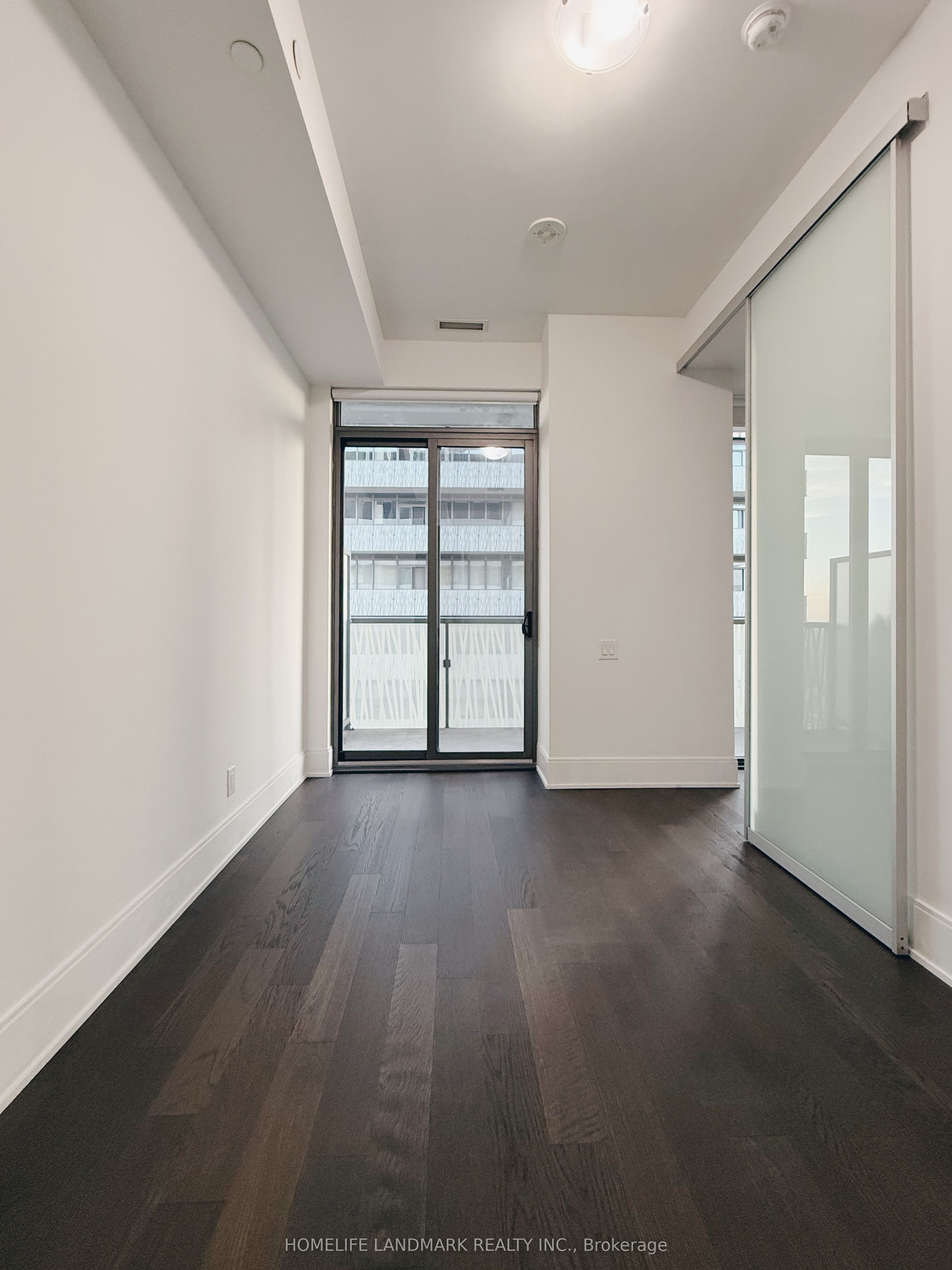 50 Charles Street E LPH5304