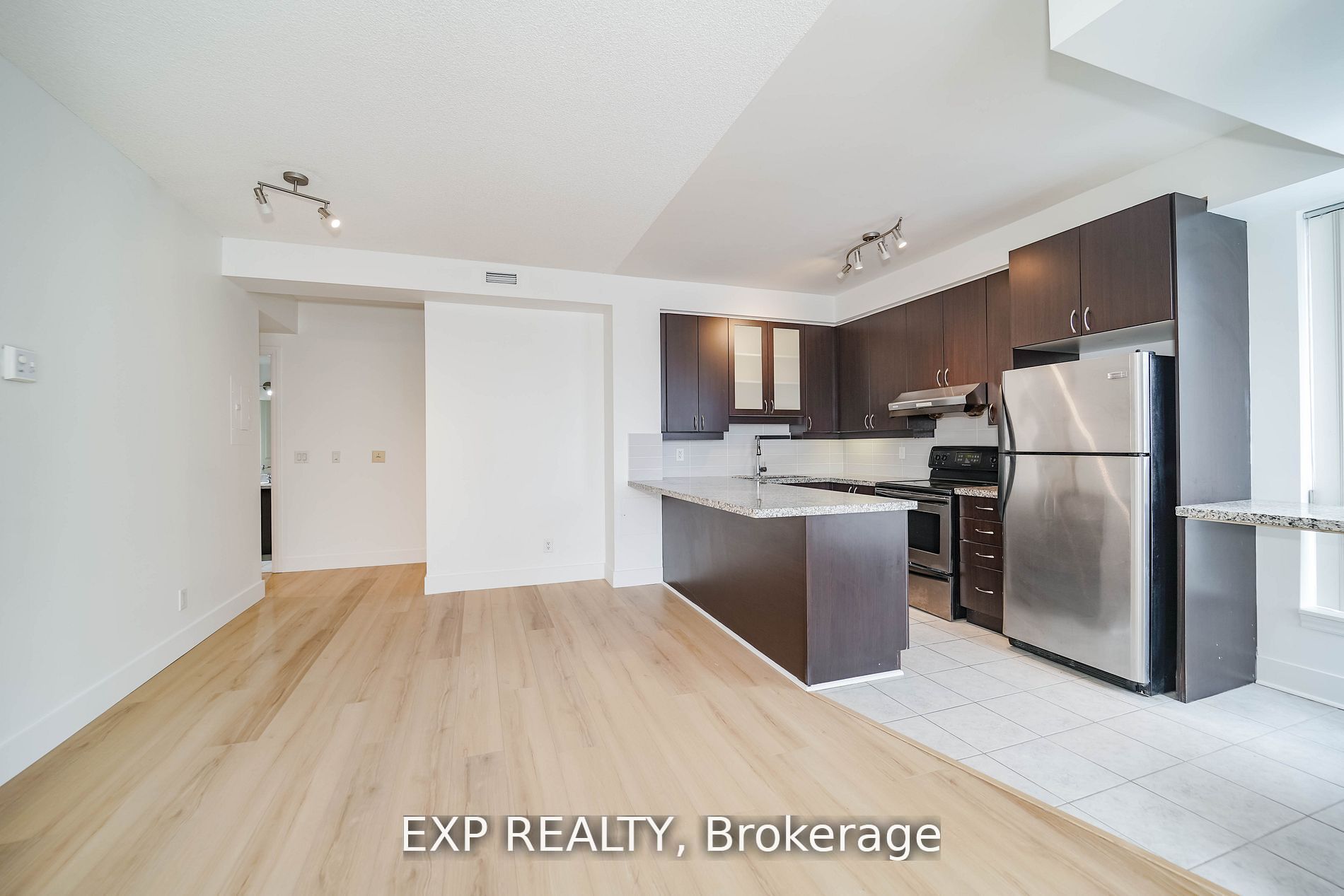 57 Upper Duke Crescent 307