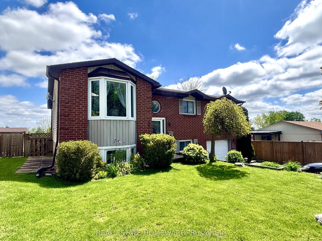 Photo of 35 Bleeker Avenue, Quinte West, ON K8V 5Y2 (MLS # X12731268)