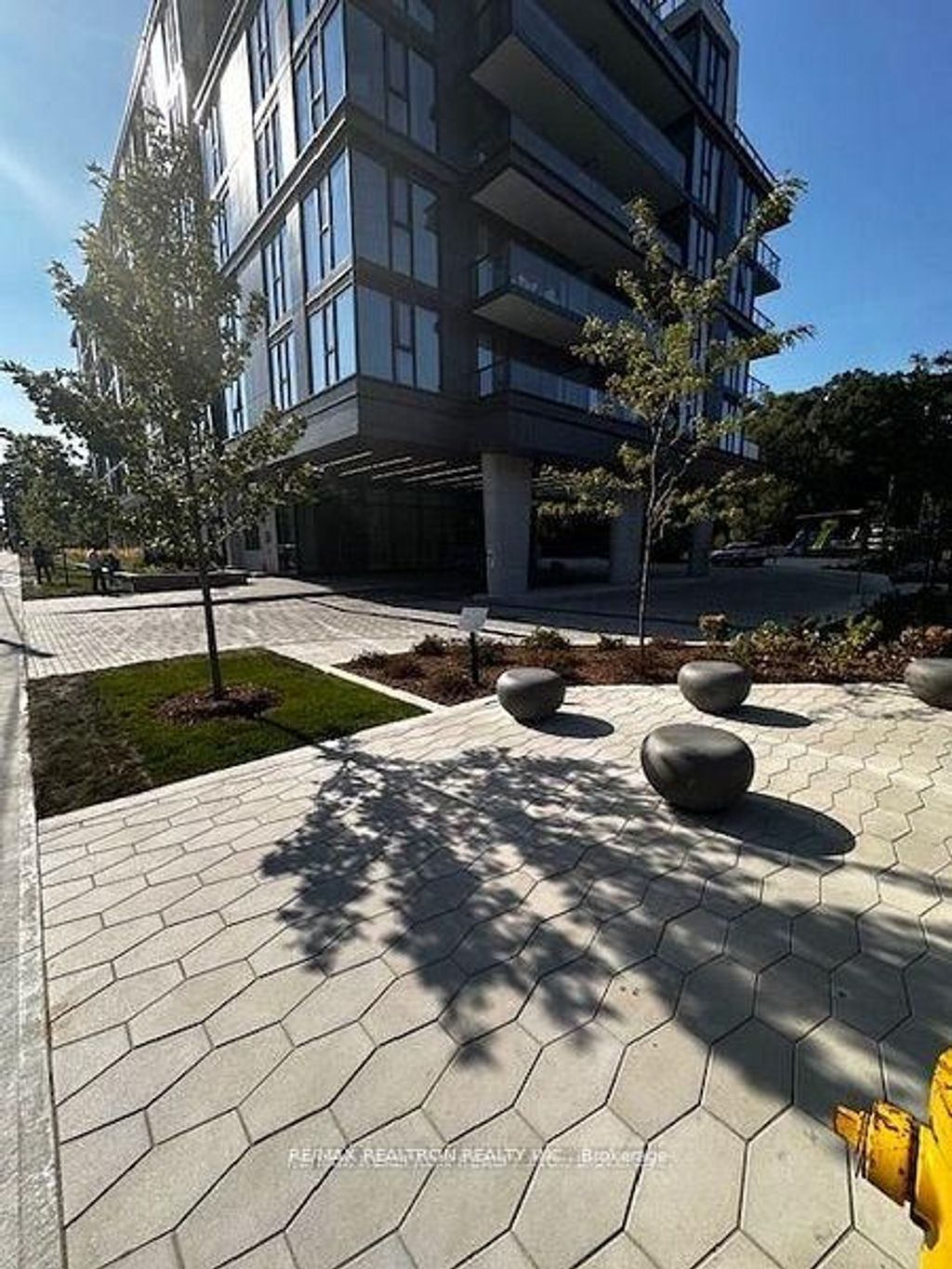 Photo of 250 Lawrence Avenue W #415, Toronto, ON M5M 1B2 (MLS # C12373332)