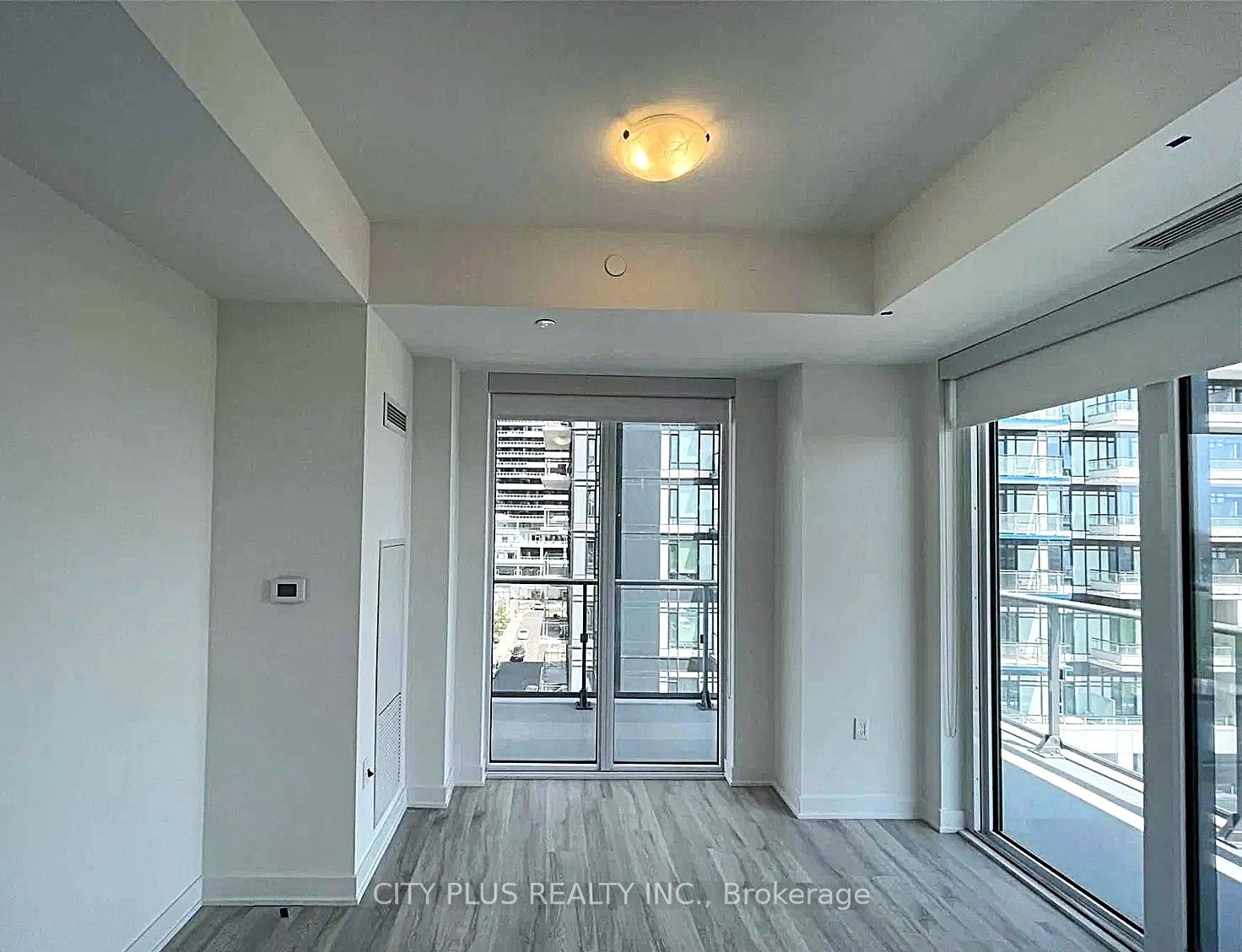 4675 Metcalfe Avenue 702