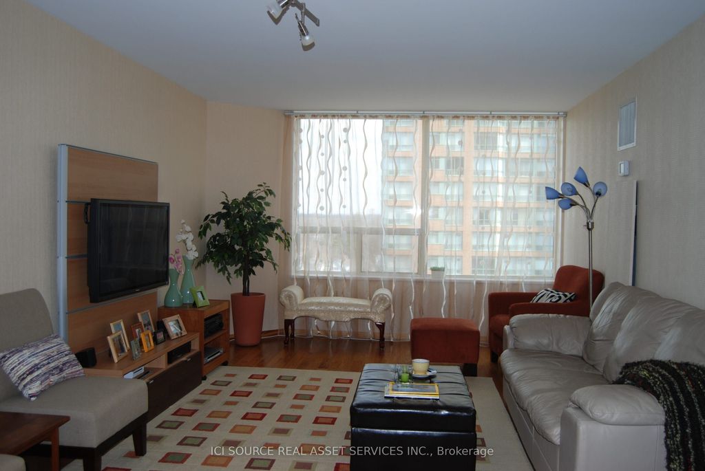 Photo of 1270 Maple Crossing Boulevard #905, Burlington, ON L7S 2J3 (MLS # W12858102)