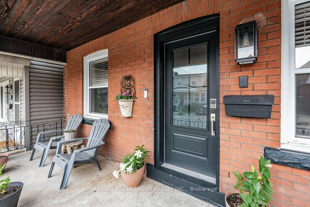 67 Mayflower Avenue