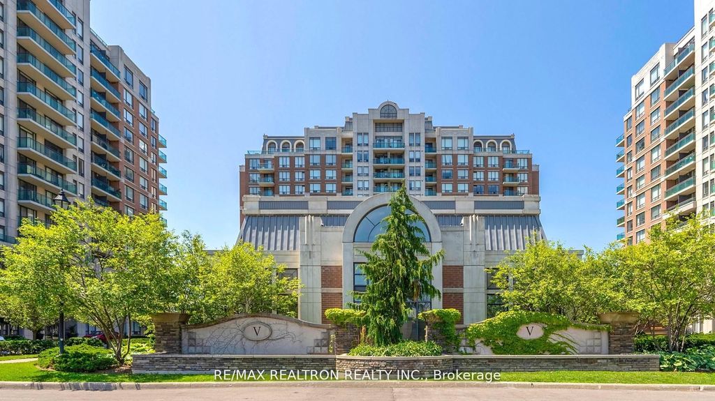 Photo of 330 Red Maple Road #103, Richmond Hill, ON L4C 0T6 (MLS # N13077878)