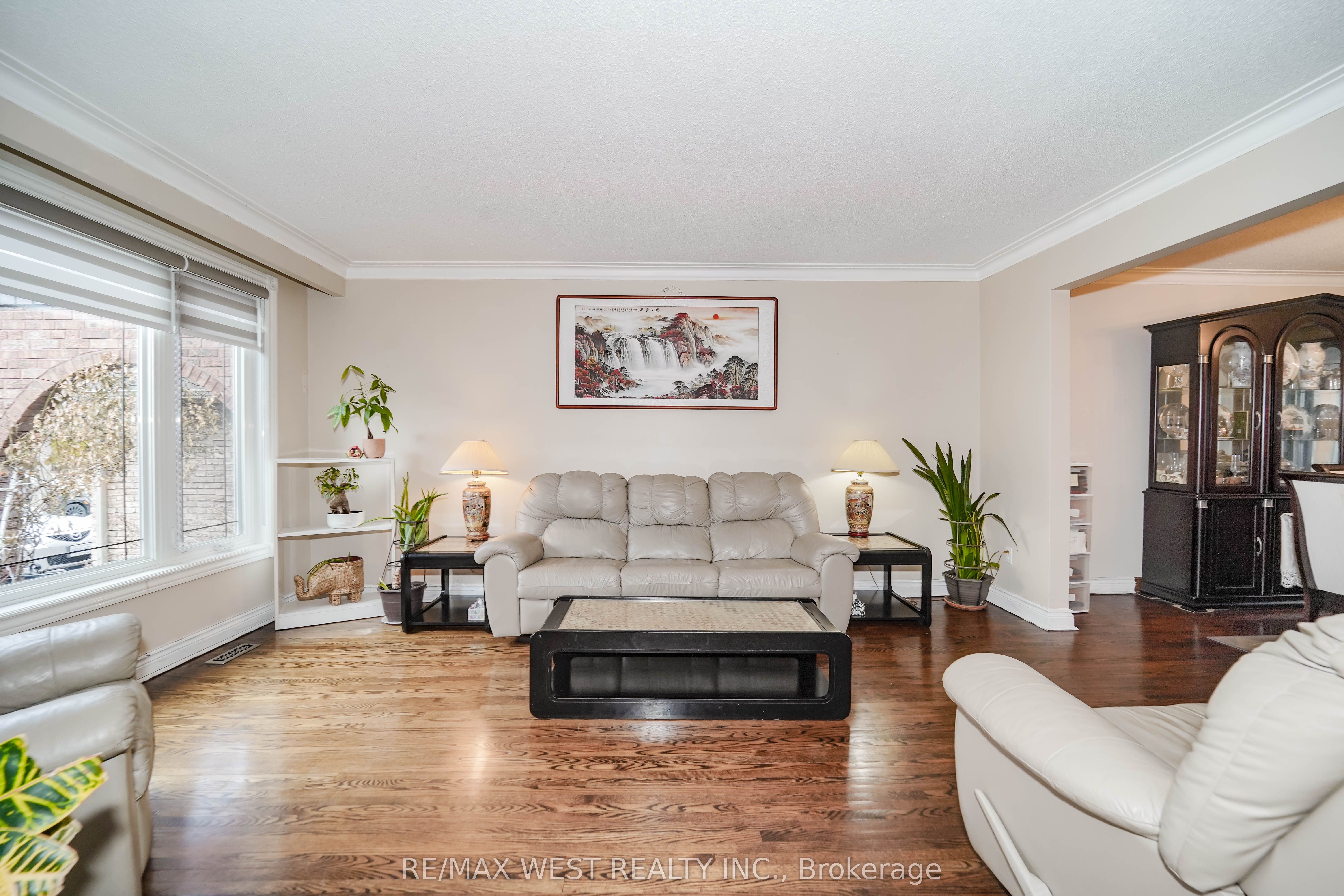 31 Canterbury Crescent