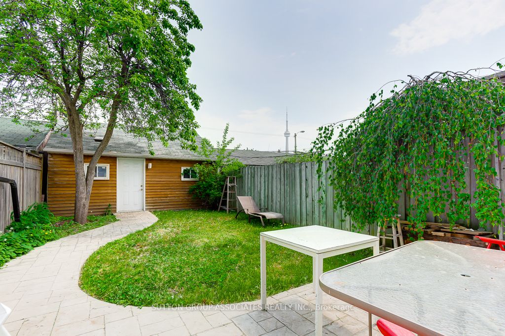 69 Palmerston Avenue