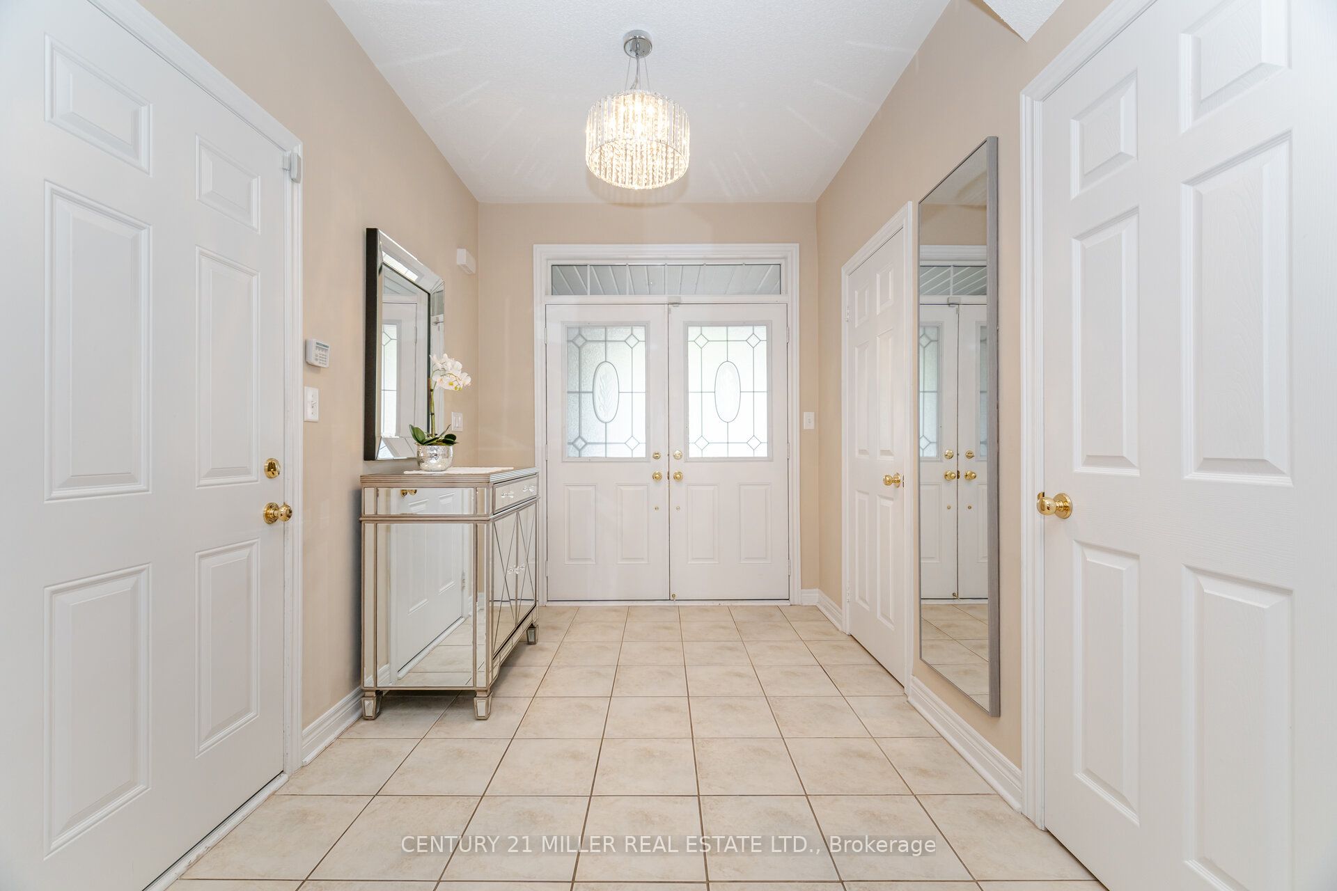 2191 Emily Circle