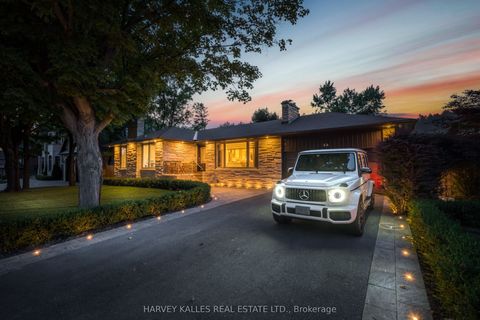 66 Westwood Lane Richmond Hill ON L4C 6Y1