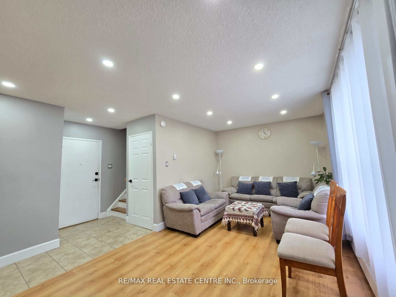 1055 A Forestwood Drive 212