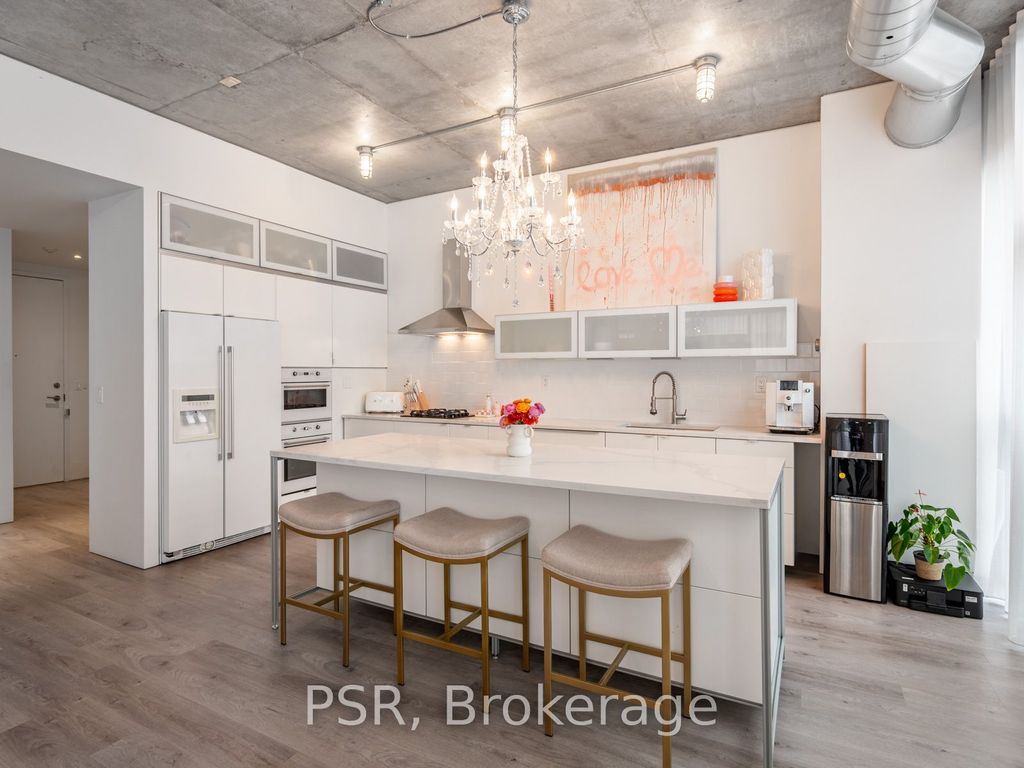 Photo of 60 Bathurst Street #313, Toronto, ON M5V 2P7 (MLS # C13024128)