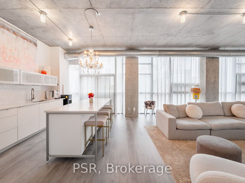 Photo of 60 Bathurst Street #313, Toronto, ON M5V 2P7 (MLS # C13024128)