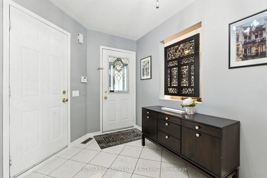Photo of 88 Grindstone Way, Hamilton, ON L9H 7B5 (MLS # X12398446)