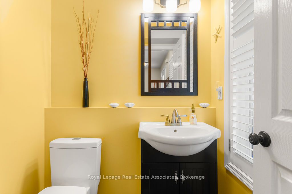 2221 Bluegrass Lane