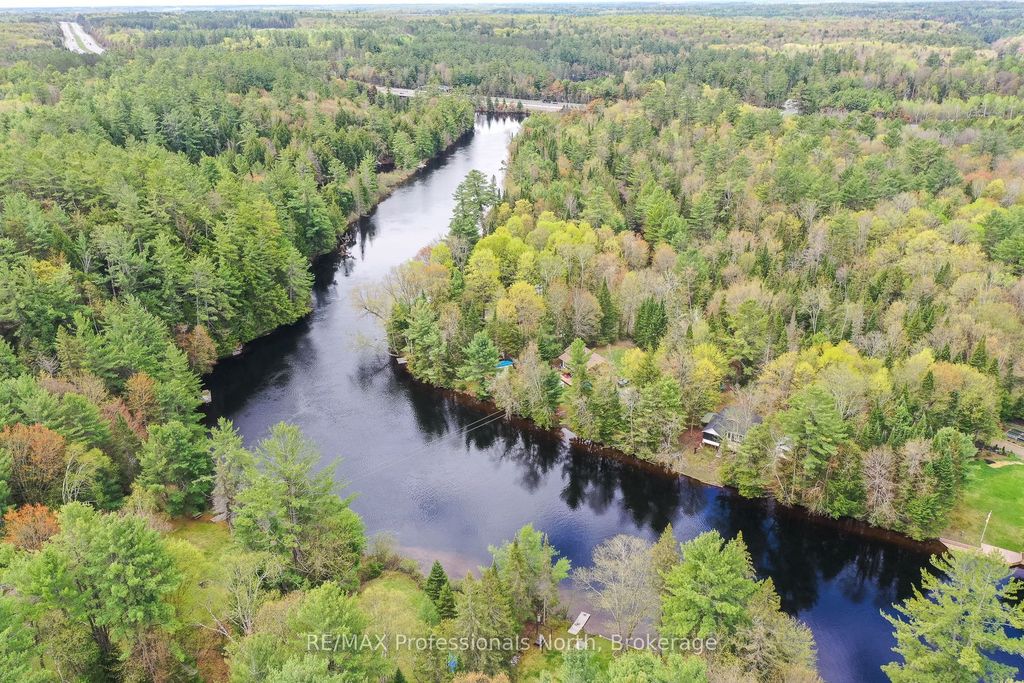 Photo of 1011 Harmony Lane Private, Bracebridge, ON P1L 1W9 (MLS # X13158914)