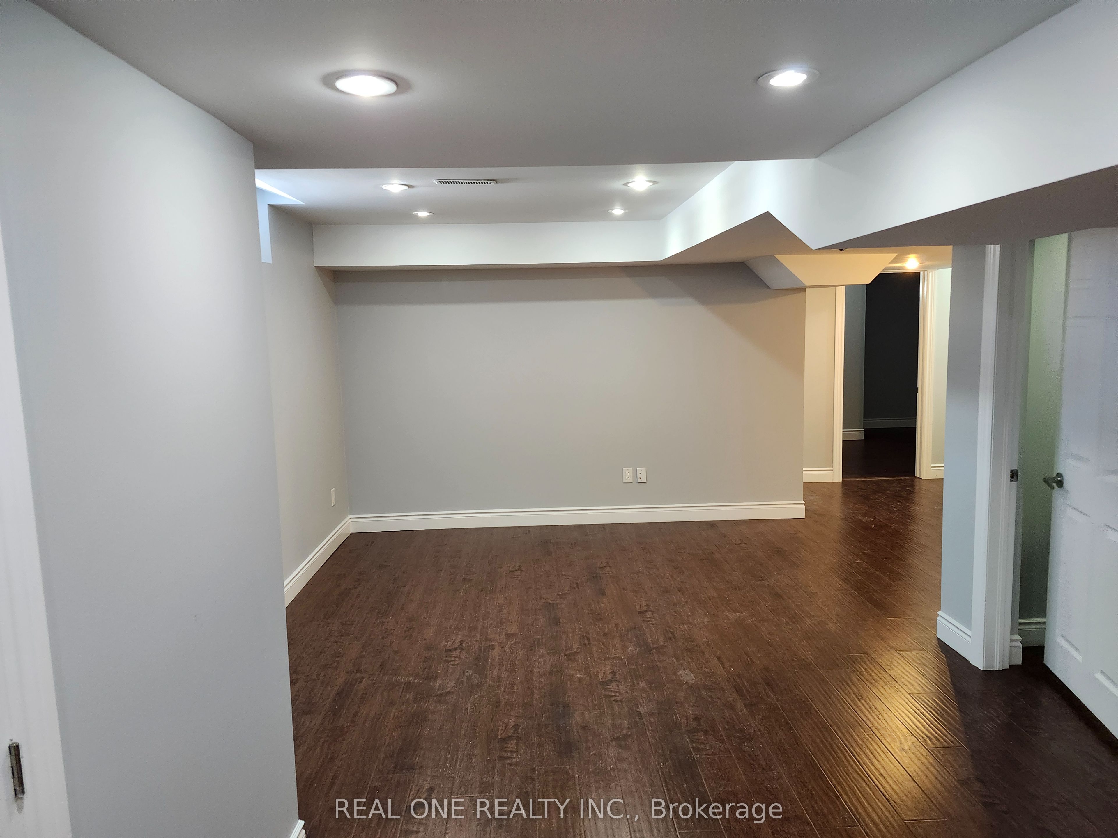 107 Golden Orchard(Bsmt) Road