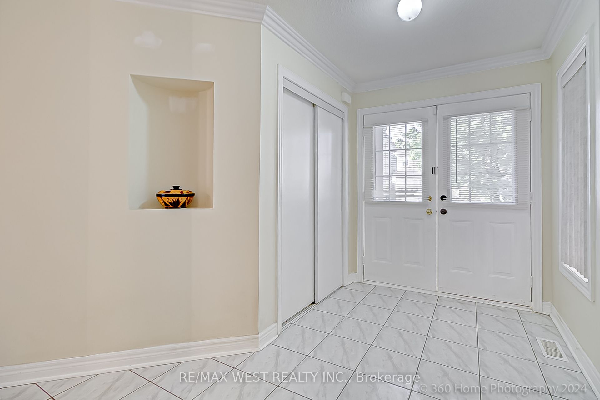 47 Monte Cristi Street