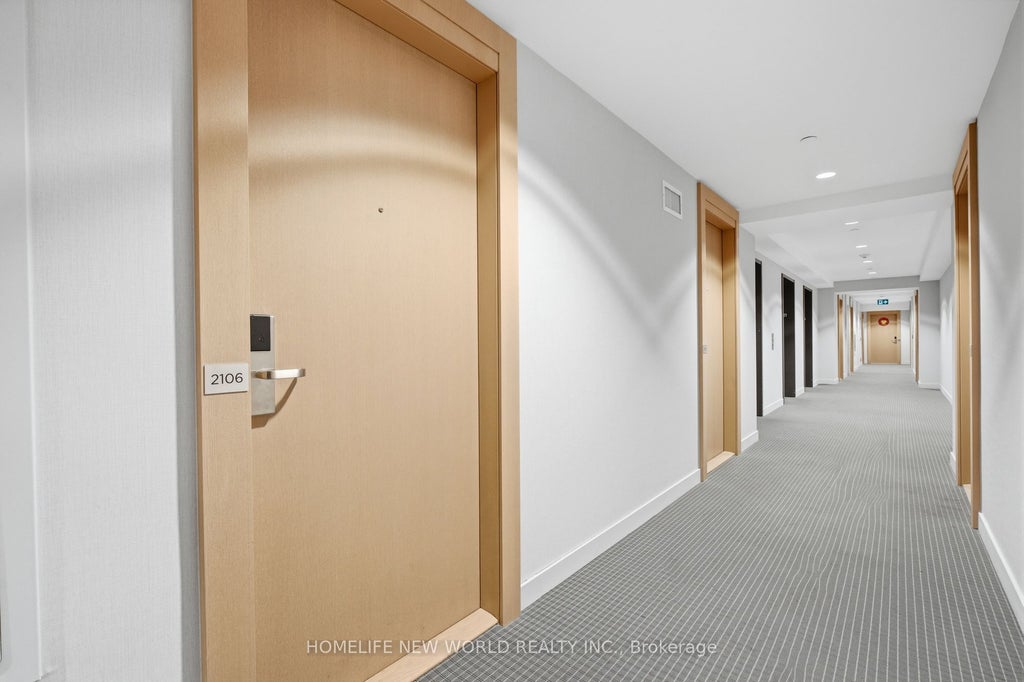 Photo of 7 Grenville Street #2106, Toronto, ON M4Y 0E9 (MLS # C13596326)