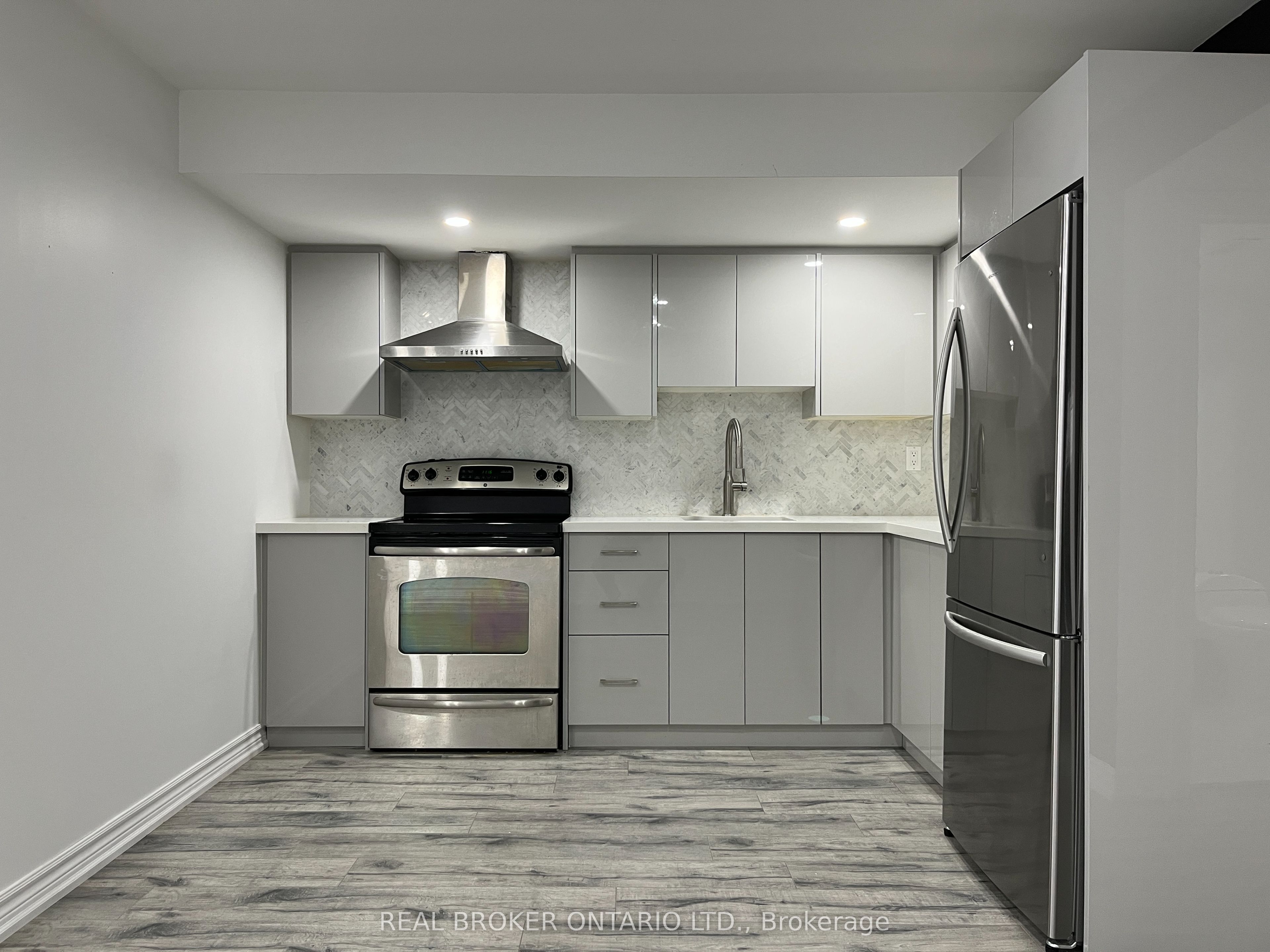 7 Robert Green Crescent BSMT