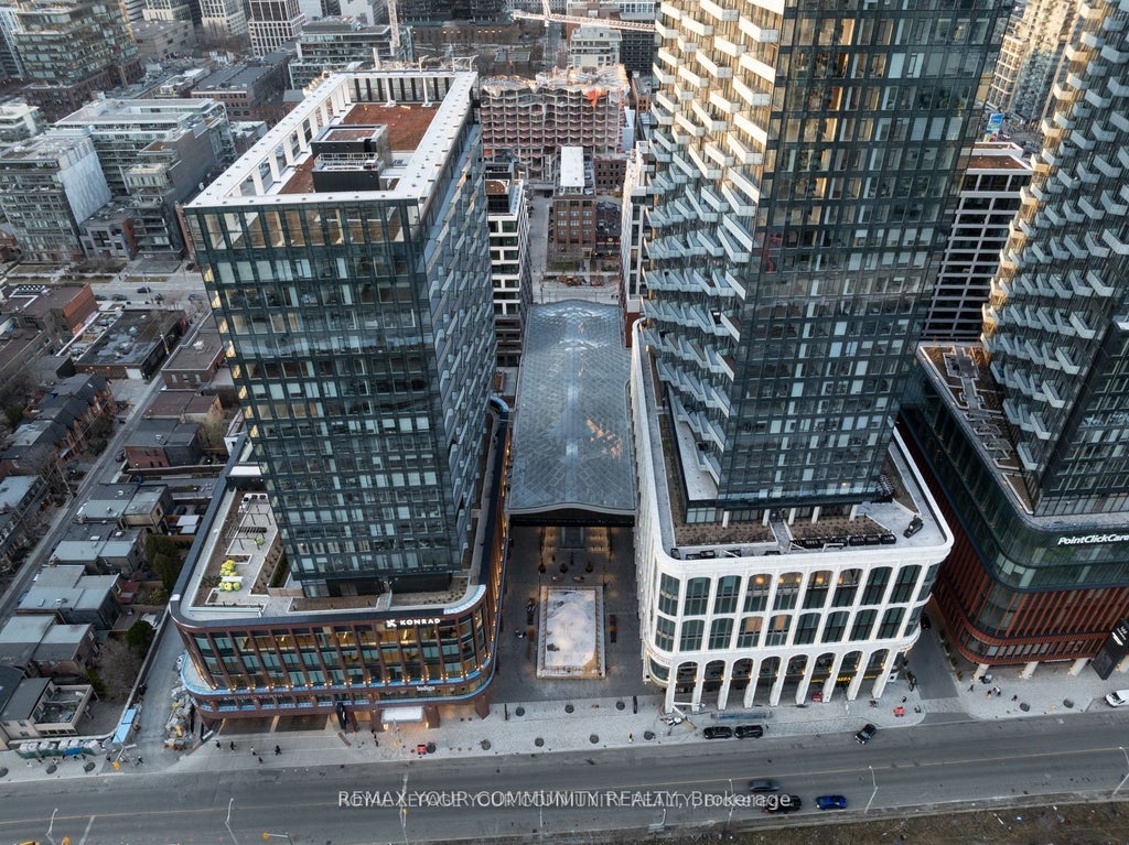 Photo of 470 Front Street #2015, Toronto, ON M5V 0V6 (MLS # C13437320)