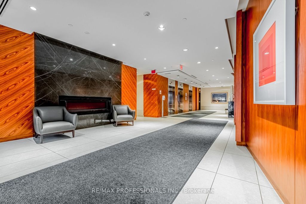 Photo of 9 Valhalla Inn Road #606, Toronto, ON M9B 0B2 (MLS # W12723602)