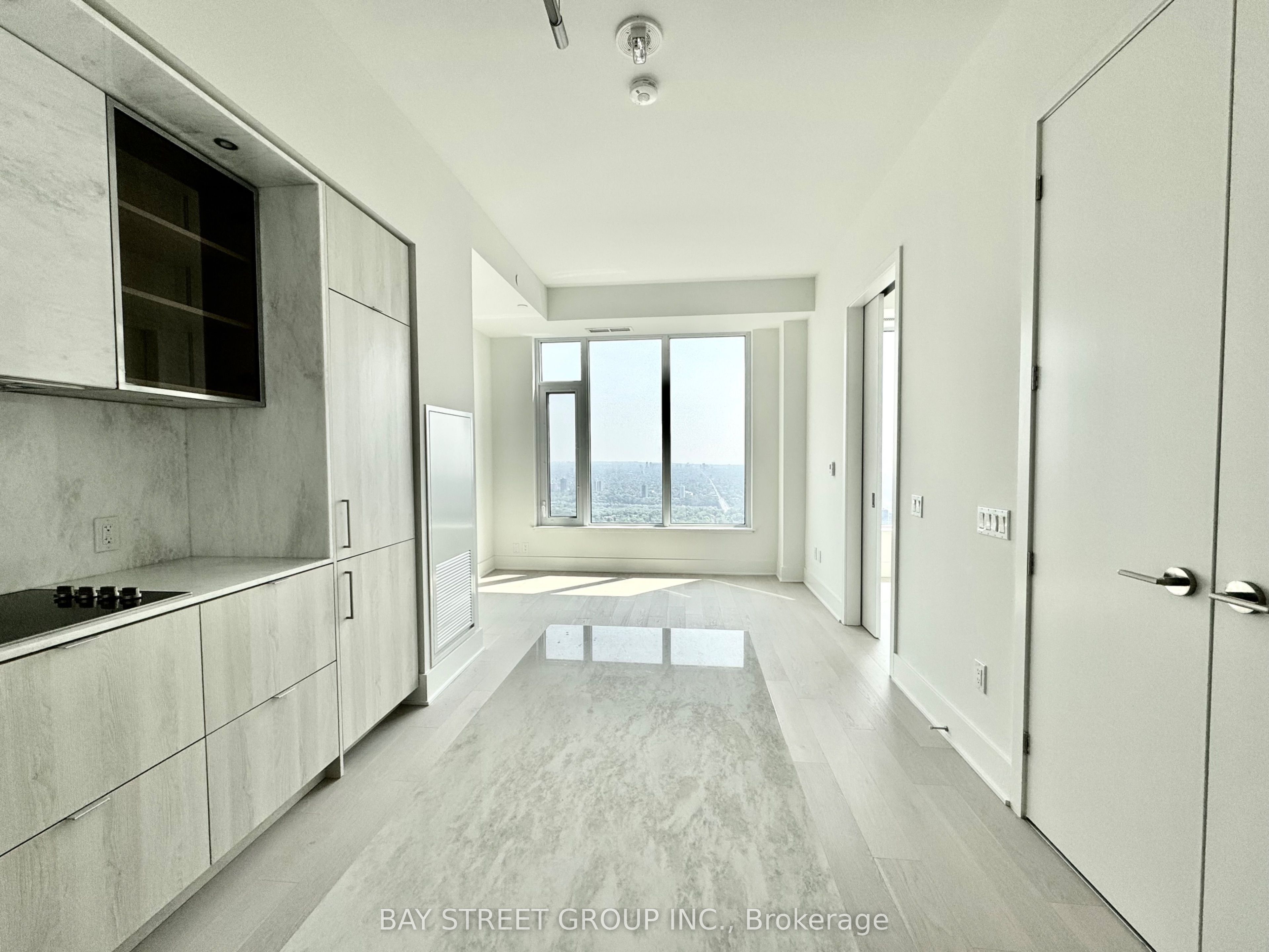 11 Yorkville Avenue 6006