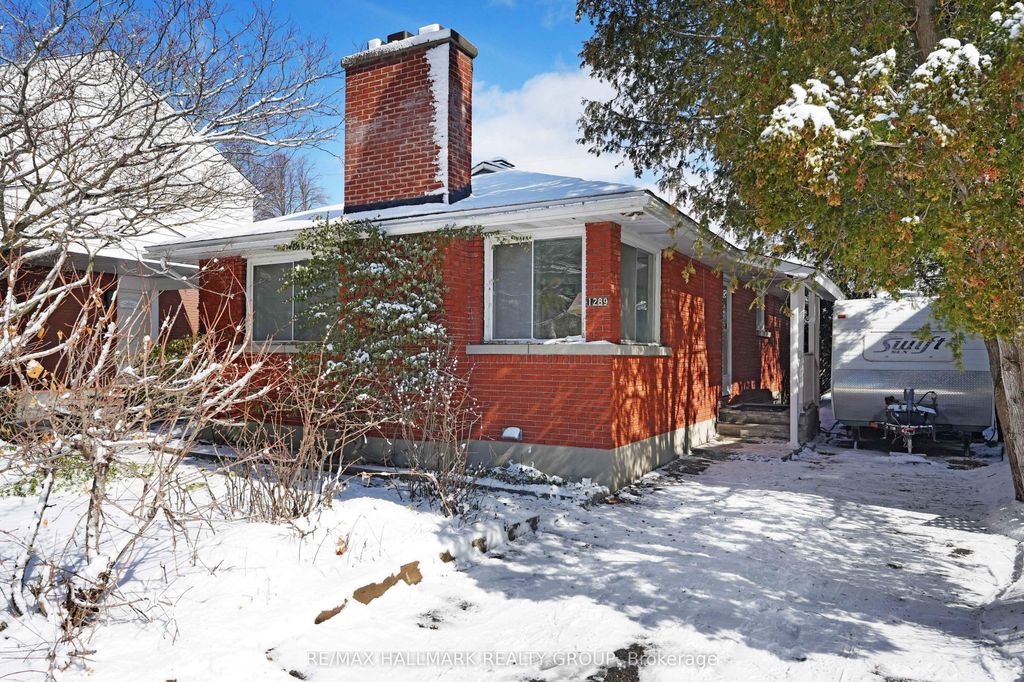 Photo of 1289 Evans Boulevard, Alta Vista and Area, ON K1H 7T8 (MLS # X12909506)