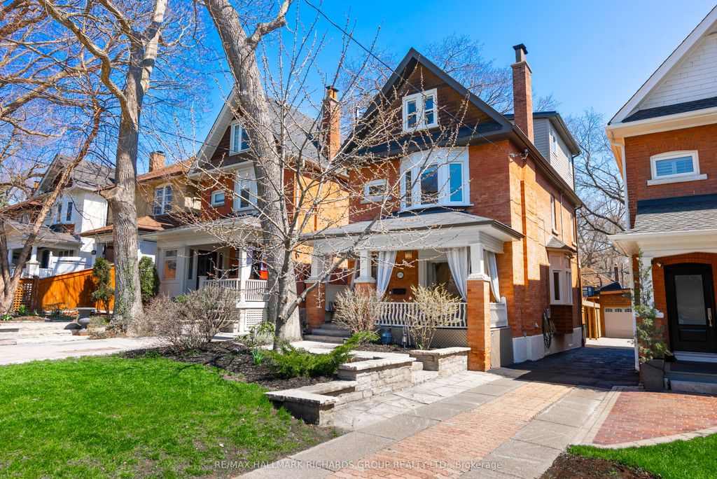 Photo of 215 Wineva Avenue, Toronto, ON M4E 2T5 (MLS # E13049394)