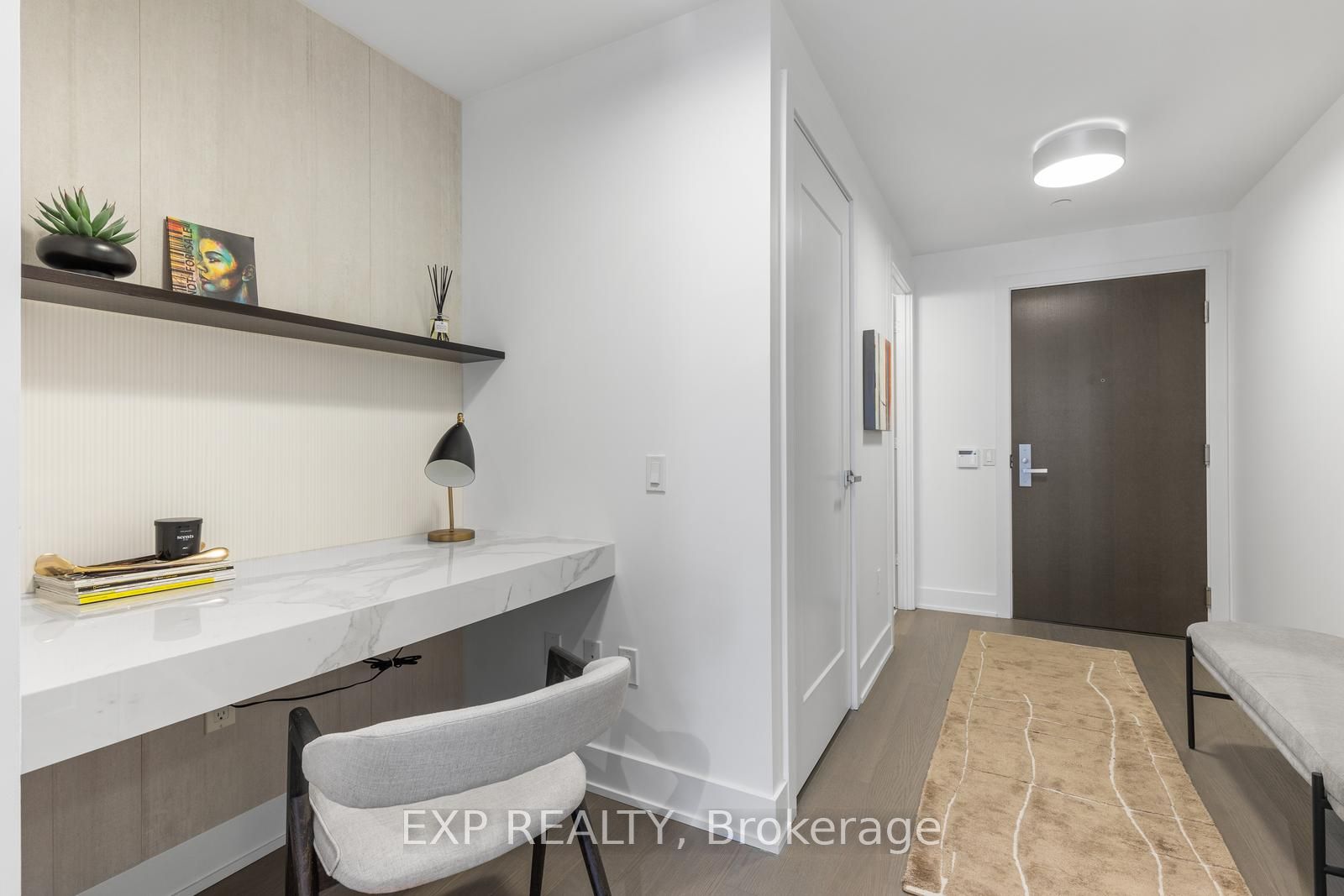 6 Jackes Avenue 408