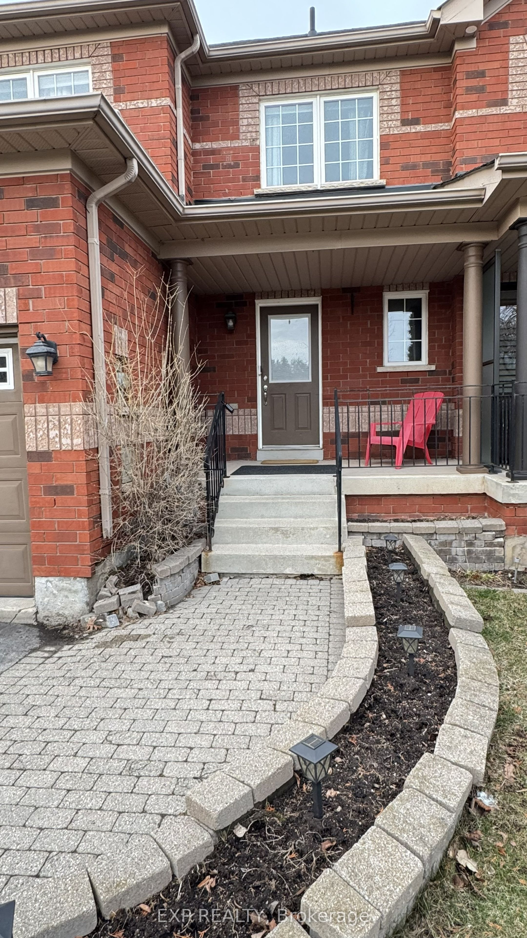 2245 Hummingbird Way