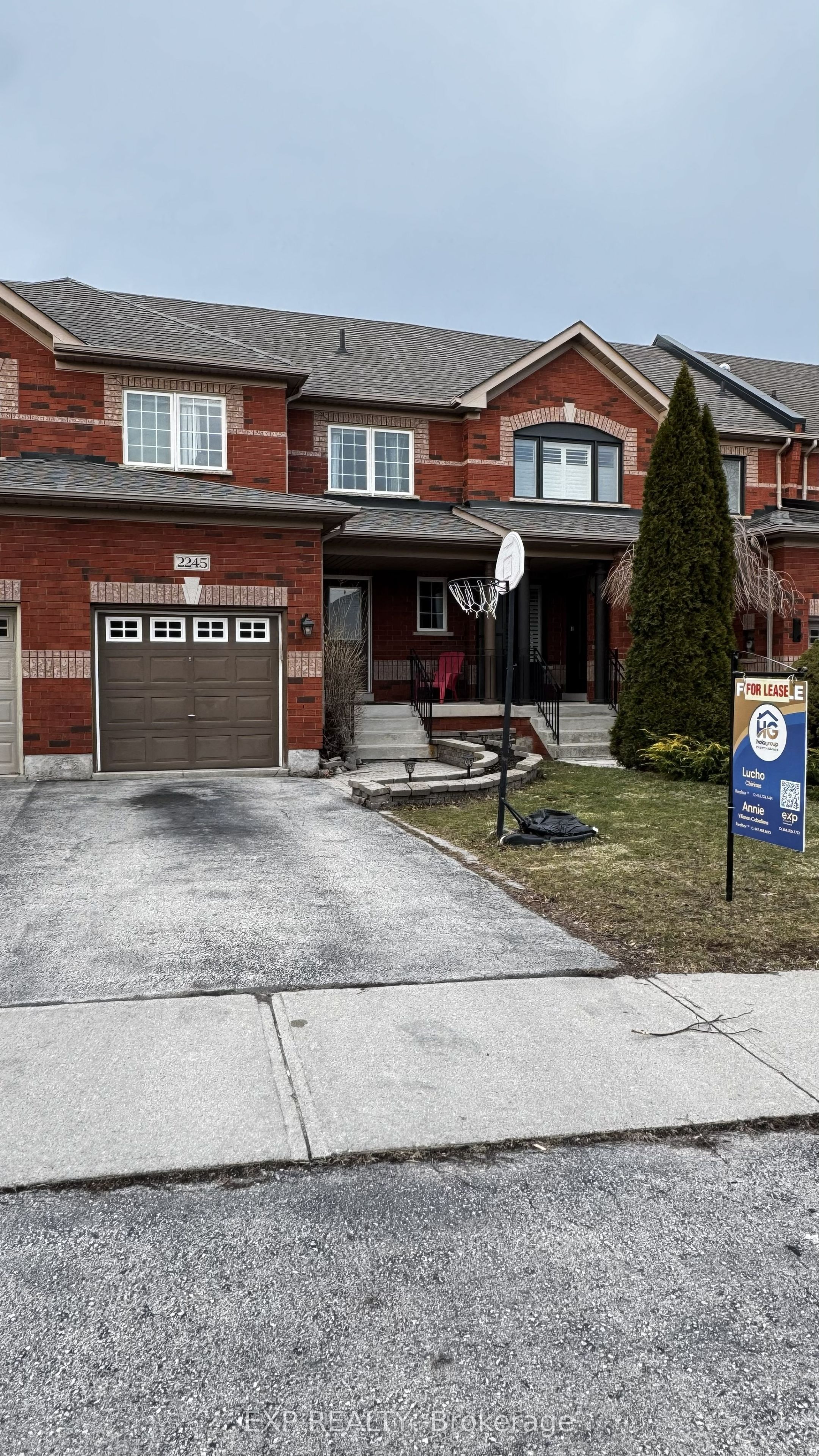 2245 Hummingbird Way