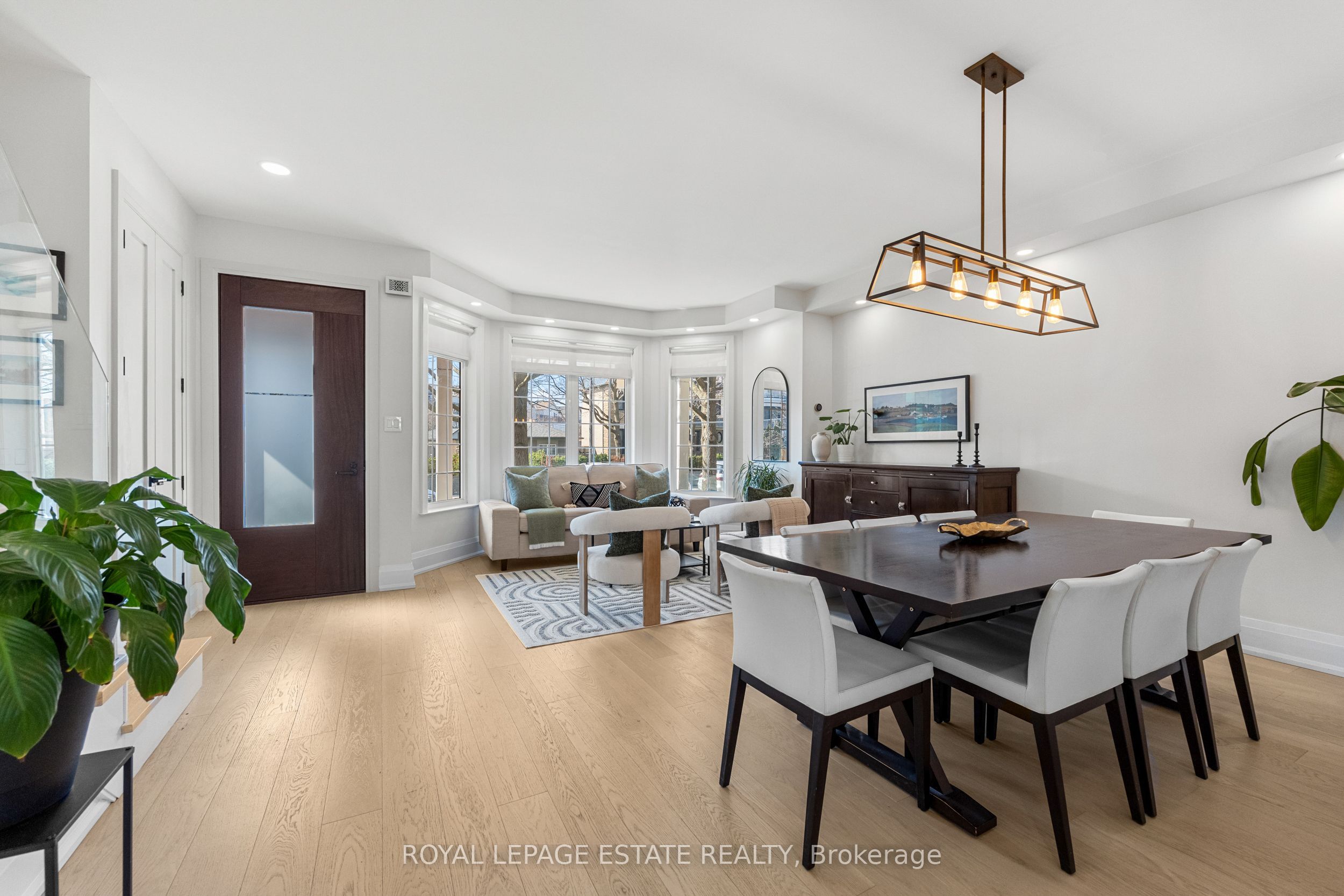 95 Boardwalk Drive