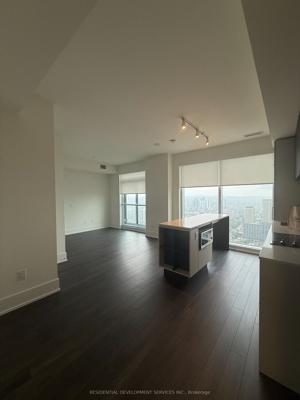 Photo of 89 Church Street #4806, Toronto, ON M5C 0B7 (MLS # C13618344)