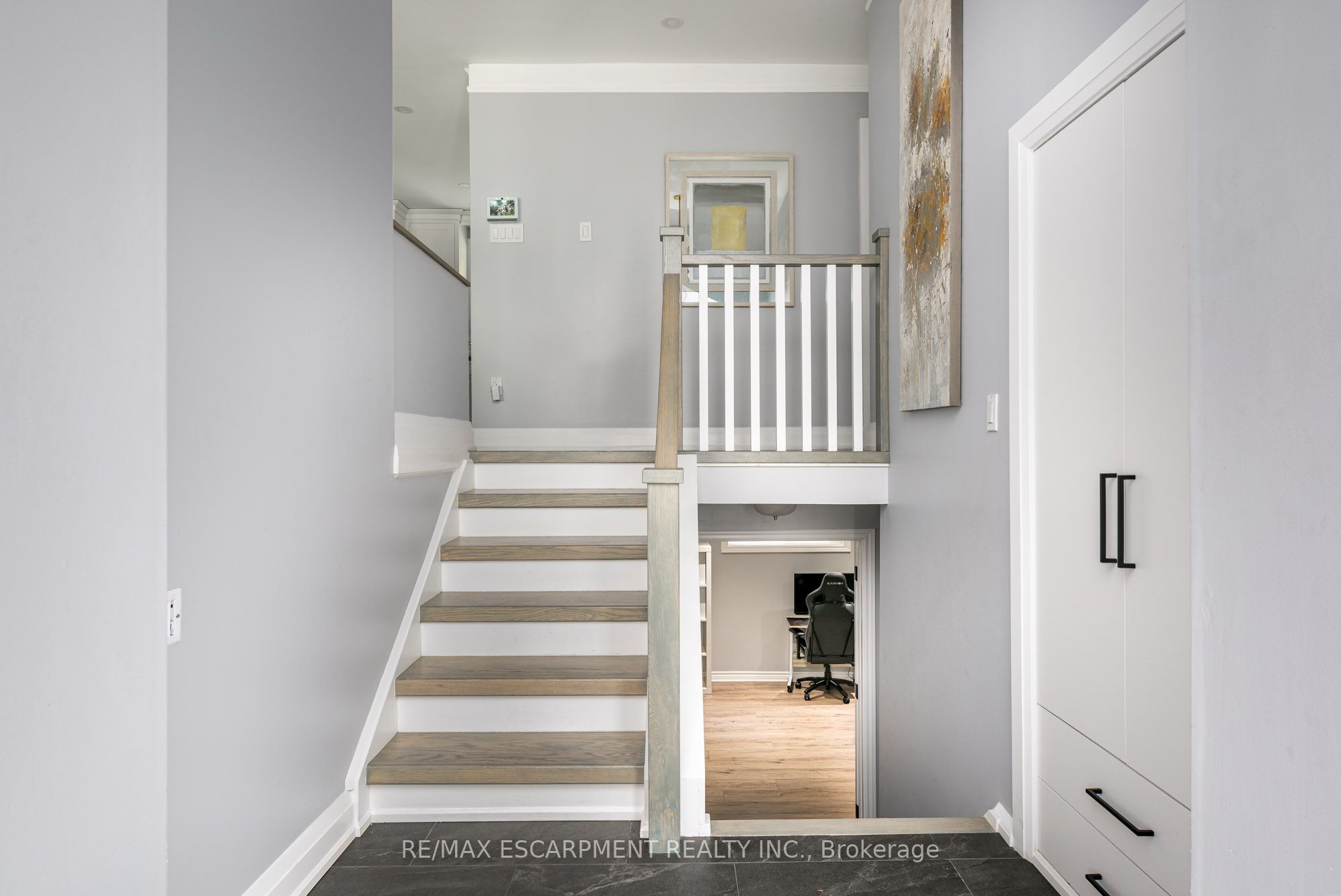 1220 LAMBETH Road