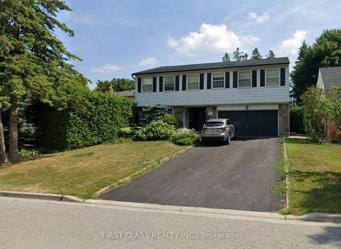 33 Apple Orchard Path Markham ON L3T 3B5