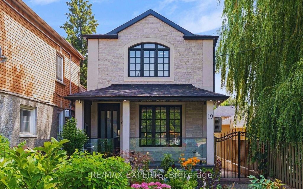 Photo of 19 Kenora Crescent, Toronto, ON M6M 1C5 (MLS # W12581130)