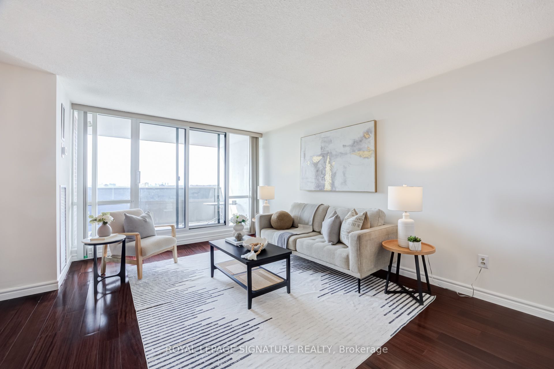 625 The West Mall N/A 901