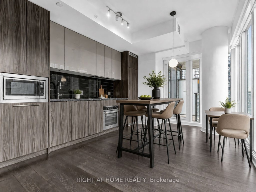Photo of 115 Blue Jays Way #3215, Toronto, ON M5V 0N4 (MLS # C13669258)