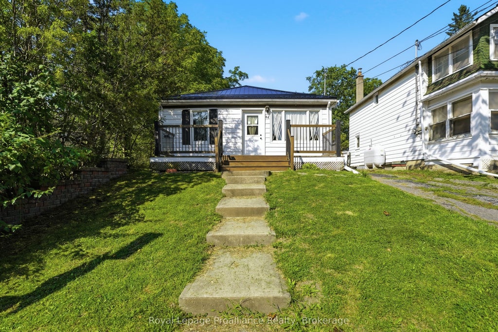 Photo of 44 Geddes Street, Belleville, ON K8P 2X5 (MLS # X13671682)