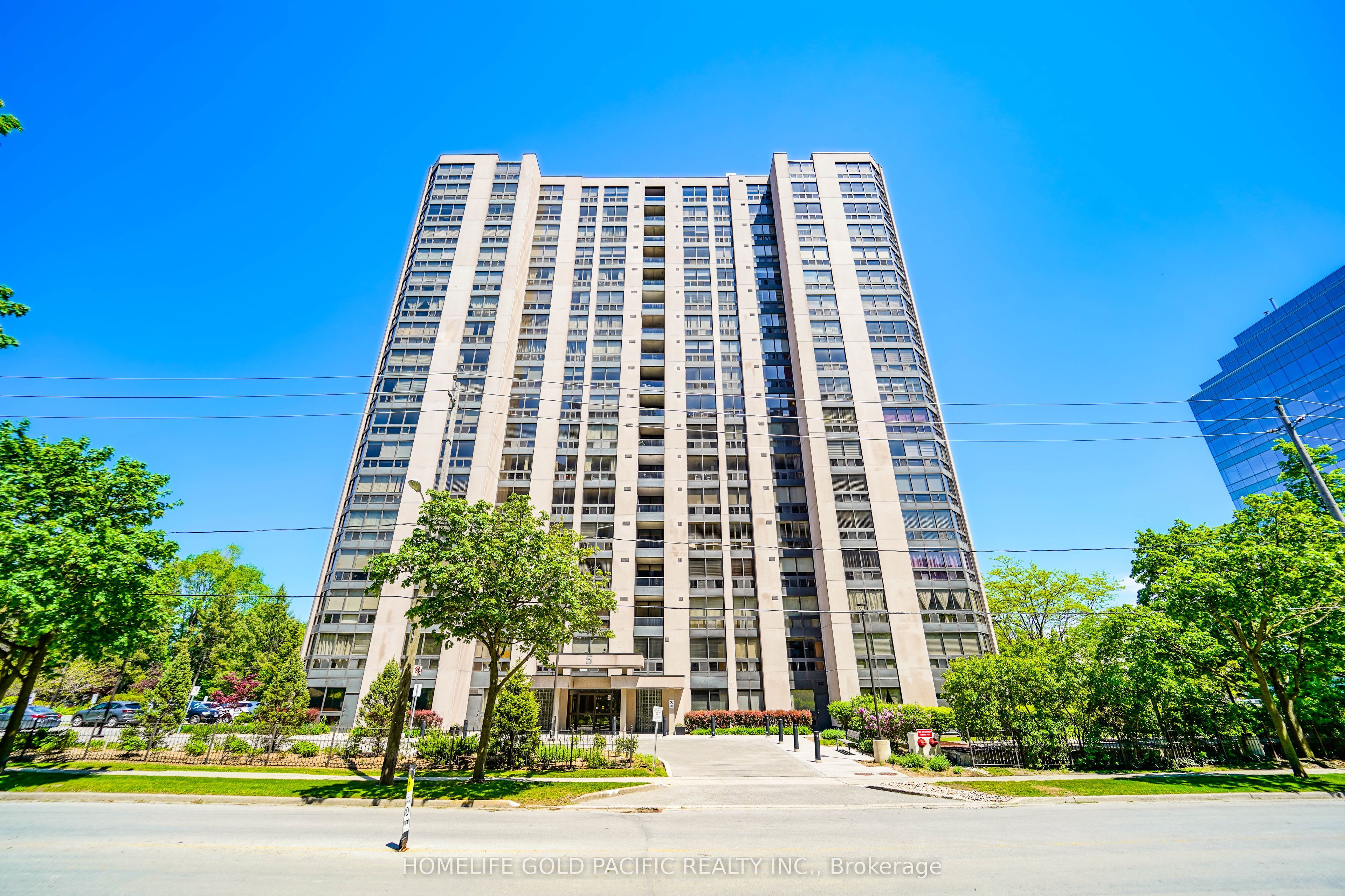 Photo 1 of 34 — 5 Kenneth Avenue 907, Toronto, ON M2N 6M7